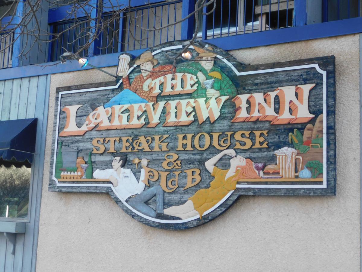 The Lakeview Inn Lac du Bonnet ภายนอก รูปภาพ