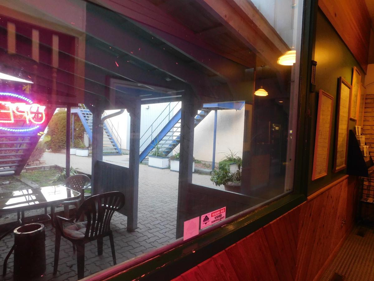 The Lakeview Inn Lac du Bonnet ภายนอก รูปภาพ